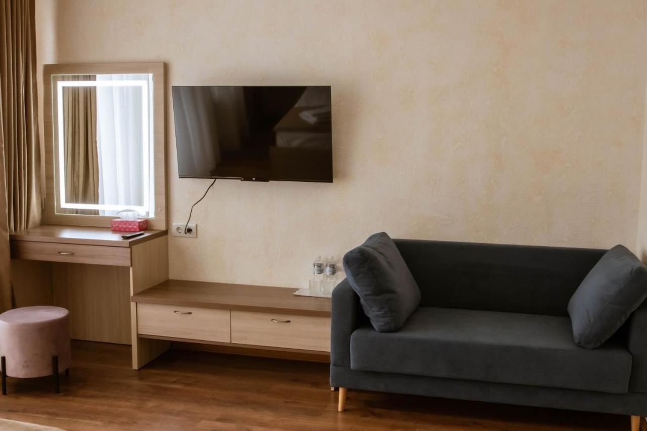 Graff Hotel Dnipro Extérieur photo